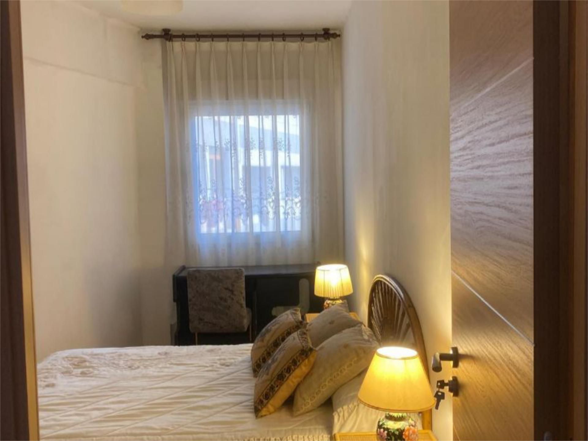 Bedroom of Flat to rent in Gijón   with Heating, Parquet flooring and Terrace