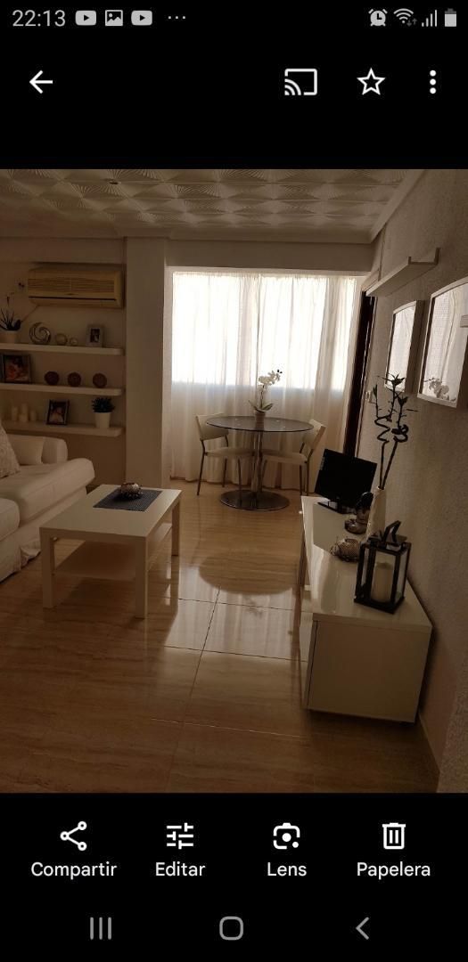 Sala d'estar de Pis en venda en  Valencia Capital amb Aire condicionat i Balcó