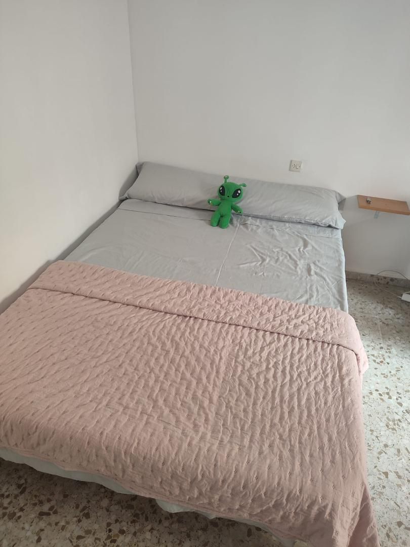 Bedroom of Flat to share in Motril  with Furnished, Washing machine and Microwave