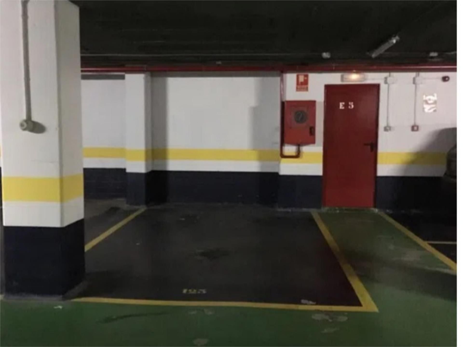 Aparcament de Garatge de lloguer en  Zaragoza Capital