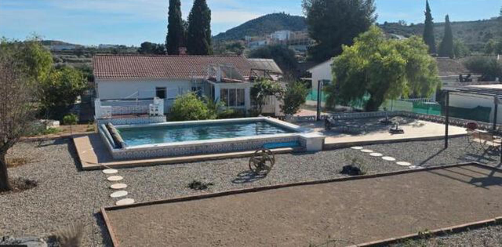 Piscina de Casa adosada en venda en Llíria amb Calefacció, Jardí privat i Terrassa