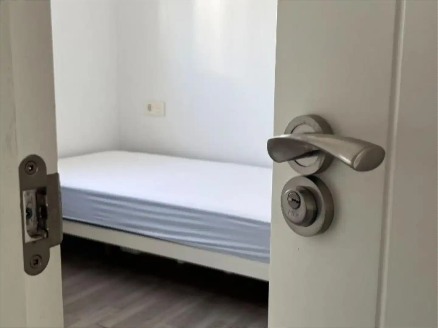 Bedroom of Flat for share in Jerez de la Frontera  with Air Conditioner, Heating and Furnished