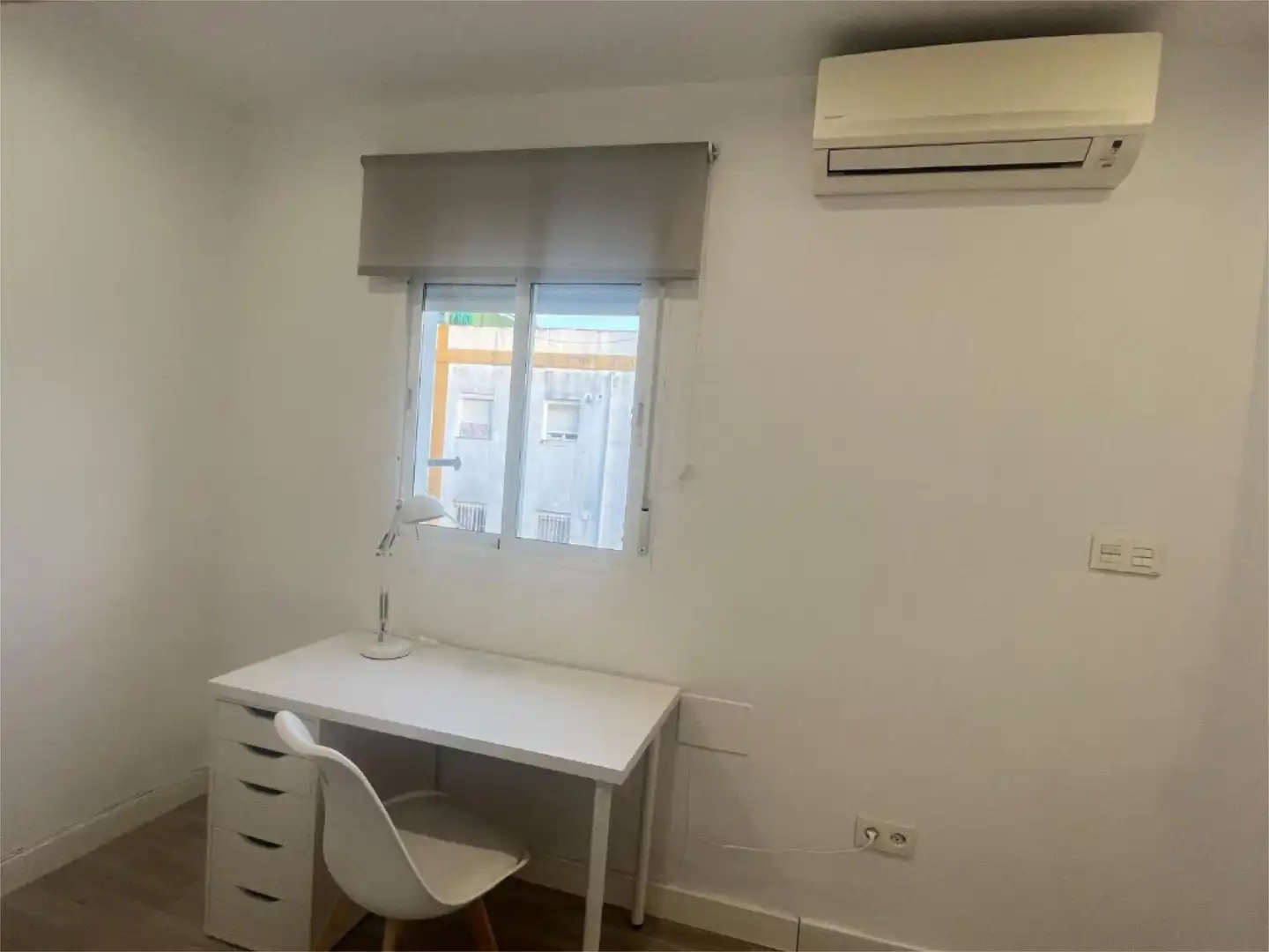 Bedroom of Flat for share in Jerez de la Frontera  with Air Conditioner, Heating and Furnished