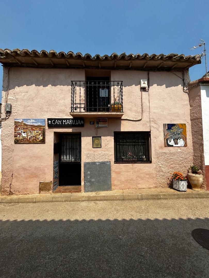Casa adosada en venda en Capdesaso amb Parquet, Terrassa i Traster