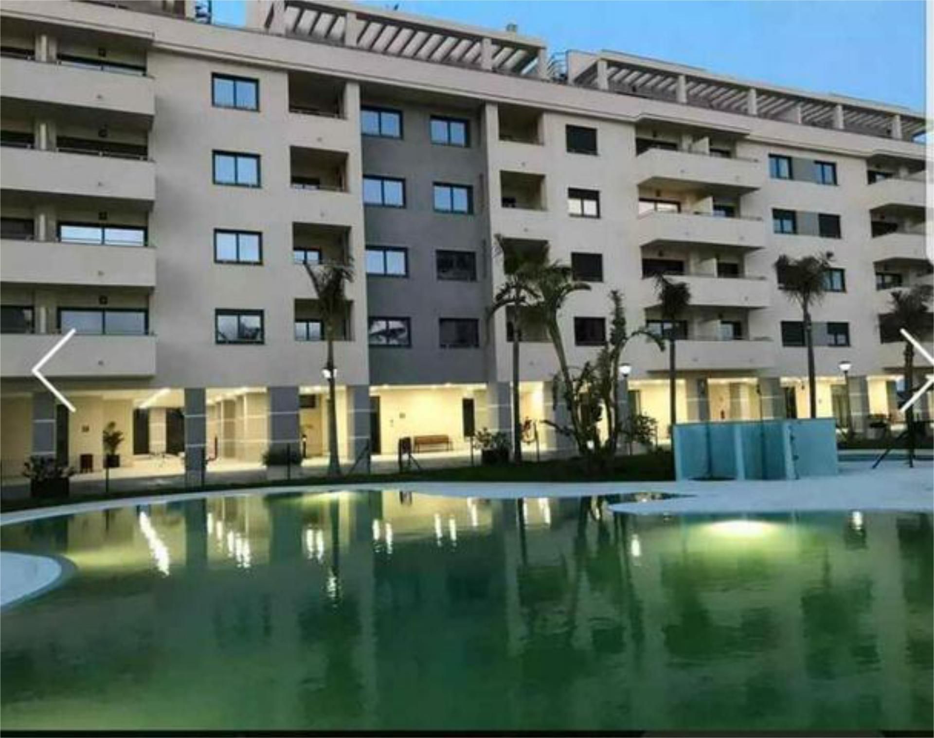 Piscina de Apartament de lloguer en Vélez-Málaga amb Terrassa i Piscina