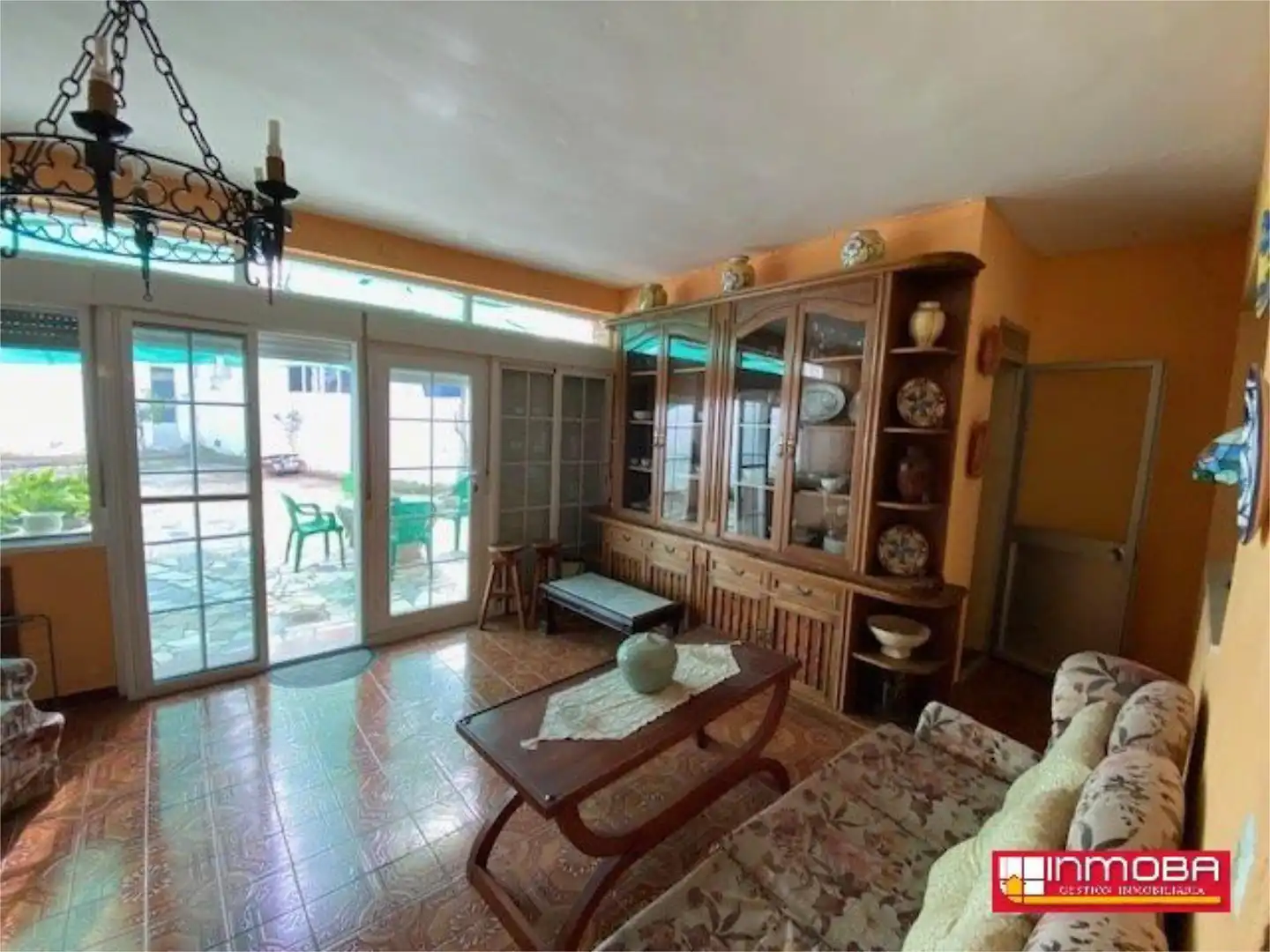 Living room of Flat for sale in Guareña  with Air Conditioner, Terrace and Furnished
