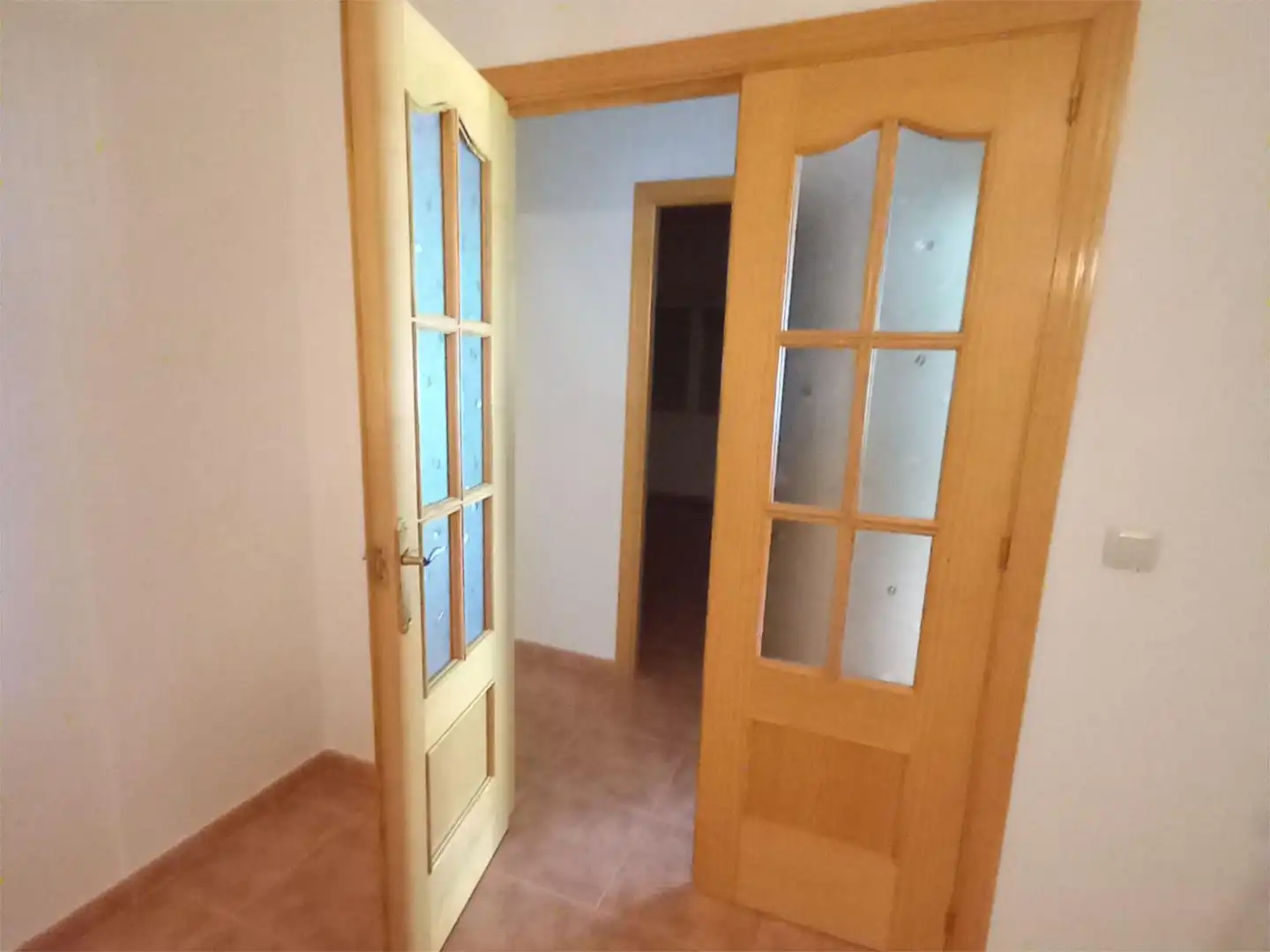 Casa adosada en venta en Avenida de la Constitución, 2, Zorita Casa adosada en venta en Zorita con Calefacción, Trastero y Amueblado