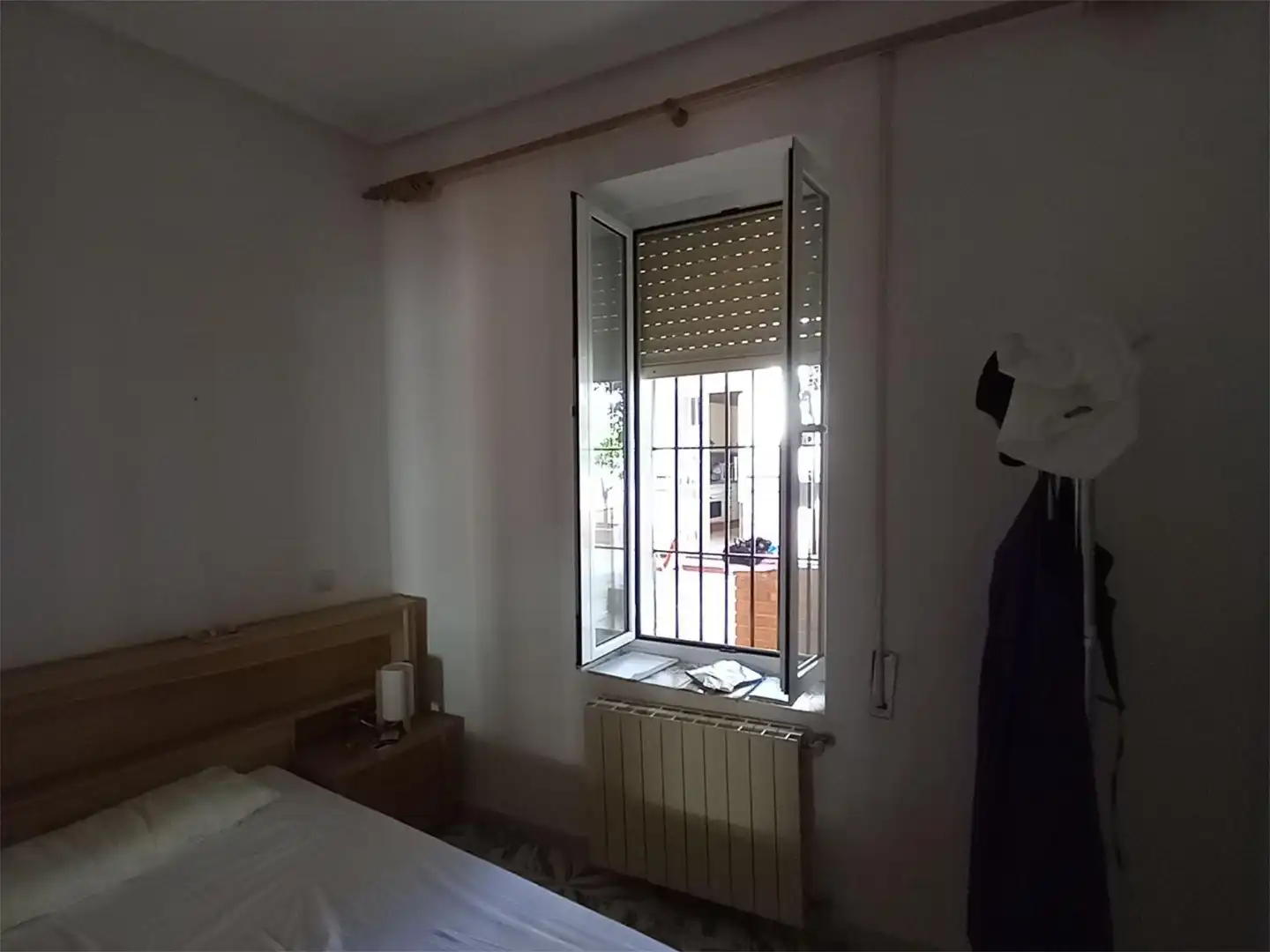 Casa adosada en venta en Avenida de la Constitución, 2, Zorita Habitación de Casa adosada en venta en Zorita con Calefacción, Trastero y Amueblado