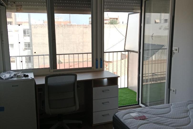 Photo 1 of Attic to share in Avinguda de la Llibertat, 55, Norte, Alicante