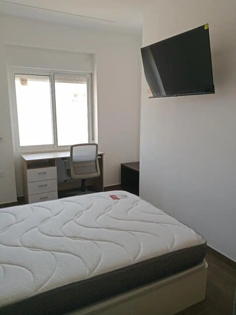 Room in Avinguda de la Llibertat, 55, Norte