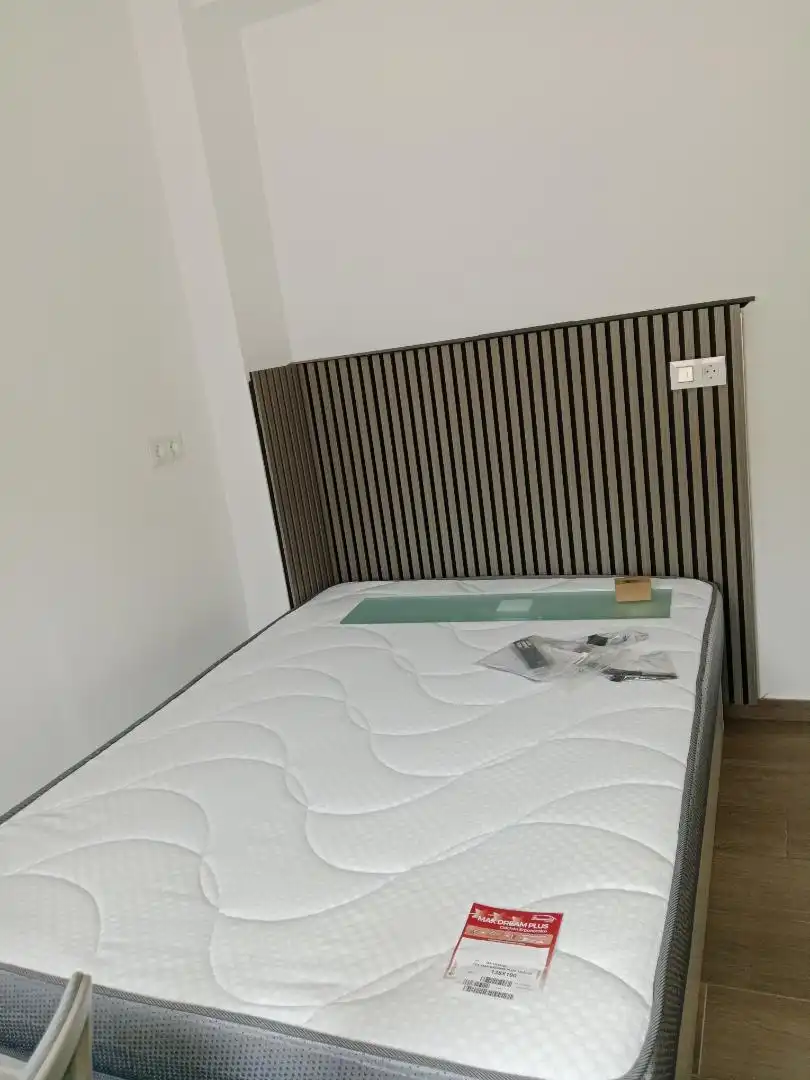 Room in Avinguda de la Llibertat, 55, Norte