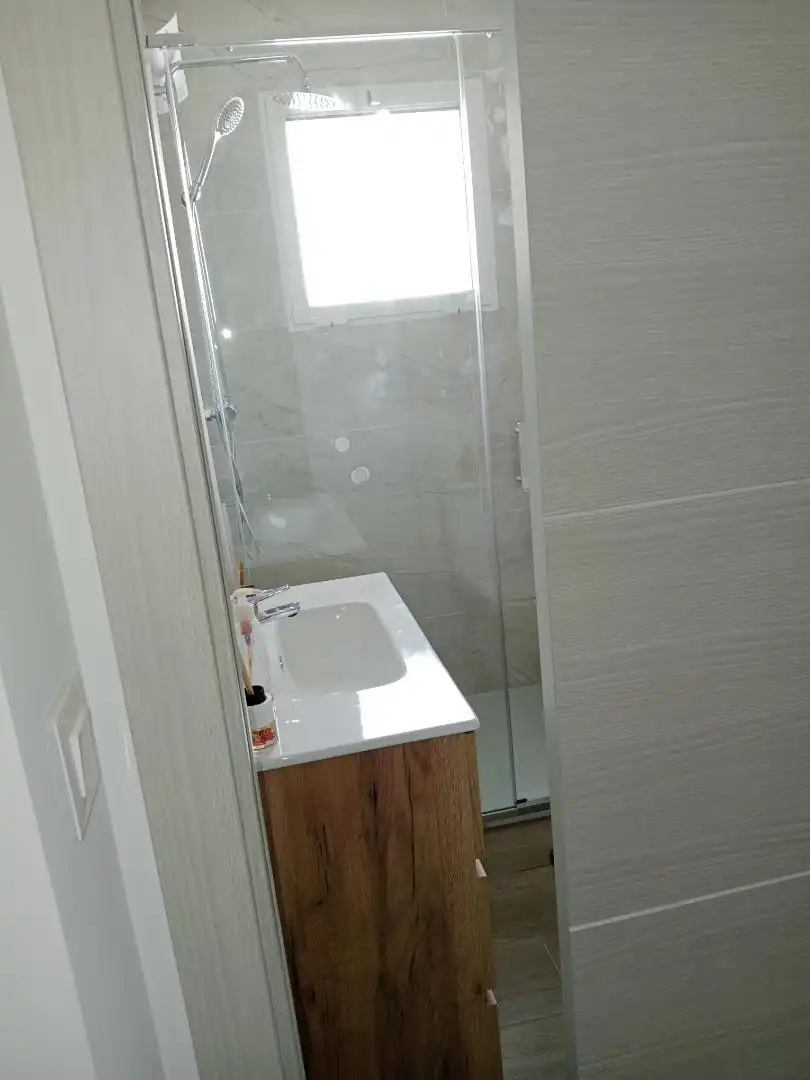 Room in Avinguda de la Llibertat, 55, Norte