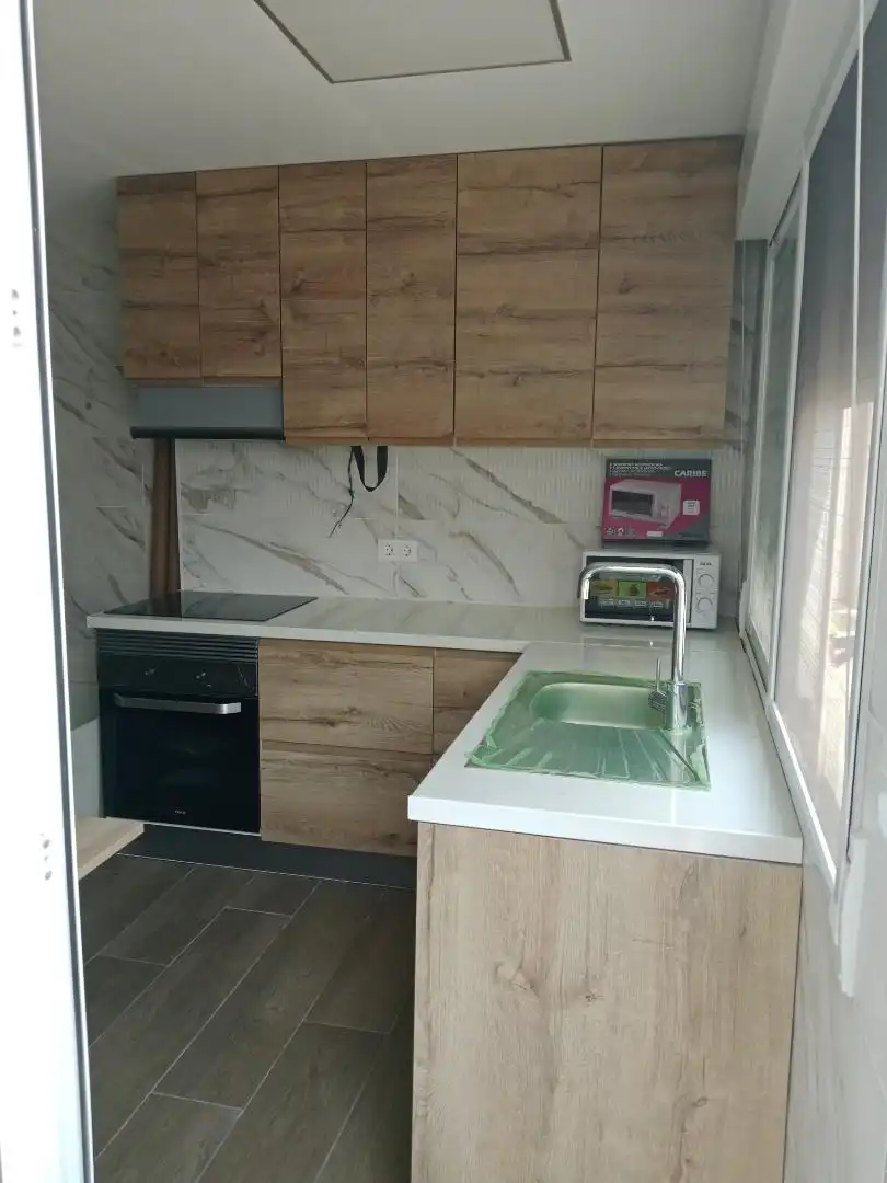 Room in Avinguda de la Llibertat, 55, Norte