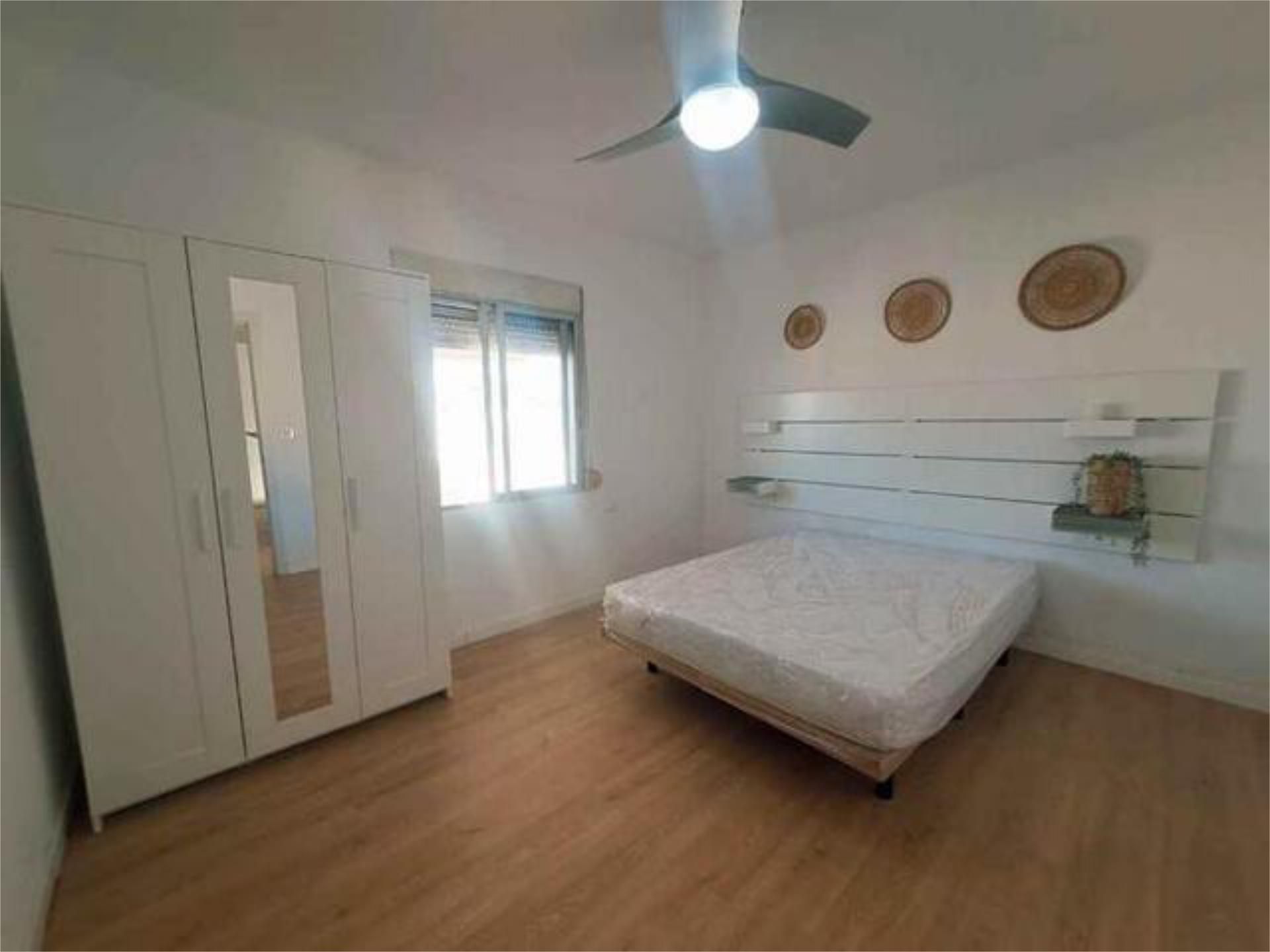 Bedroom of Attic to rent in Alicante / Alacant  with Heating, Terrace and Furnished