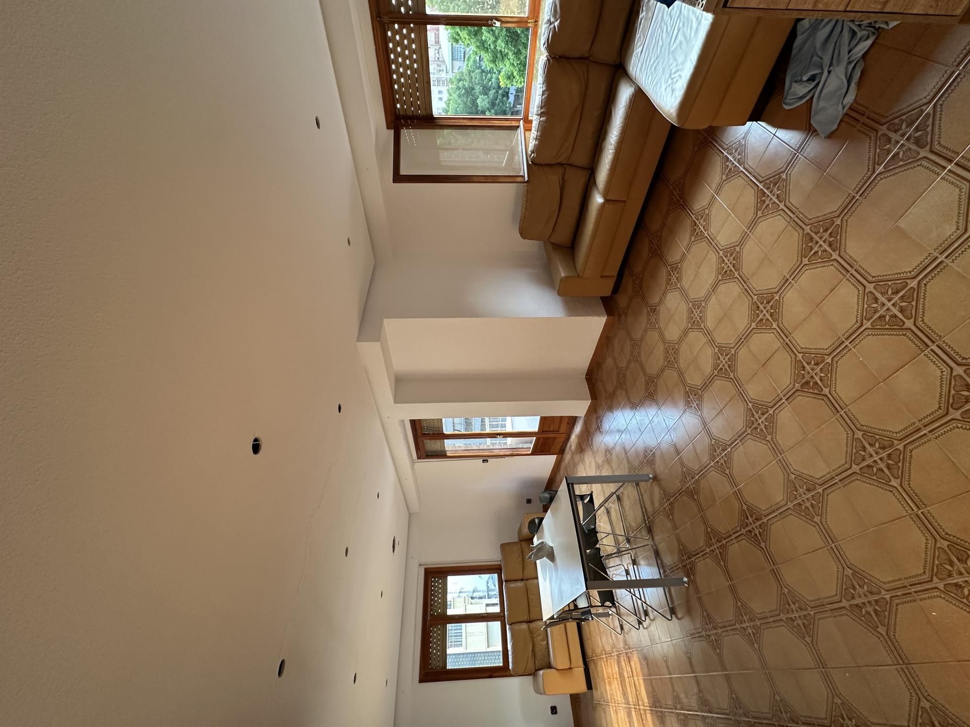 Flat to share in Elche / Elx  with Parquet flooring, Terrace and Storage room