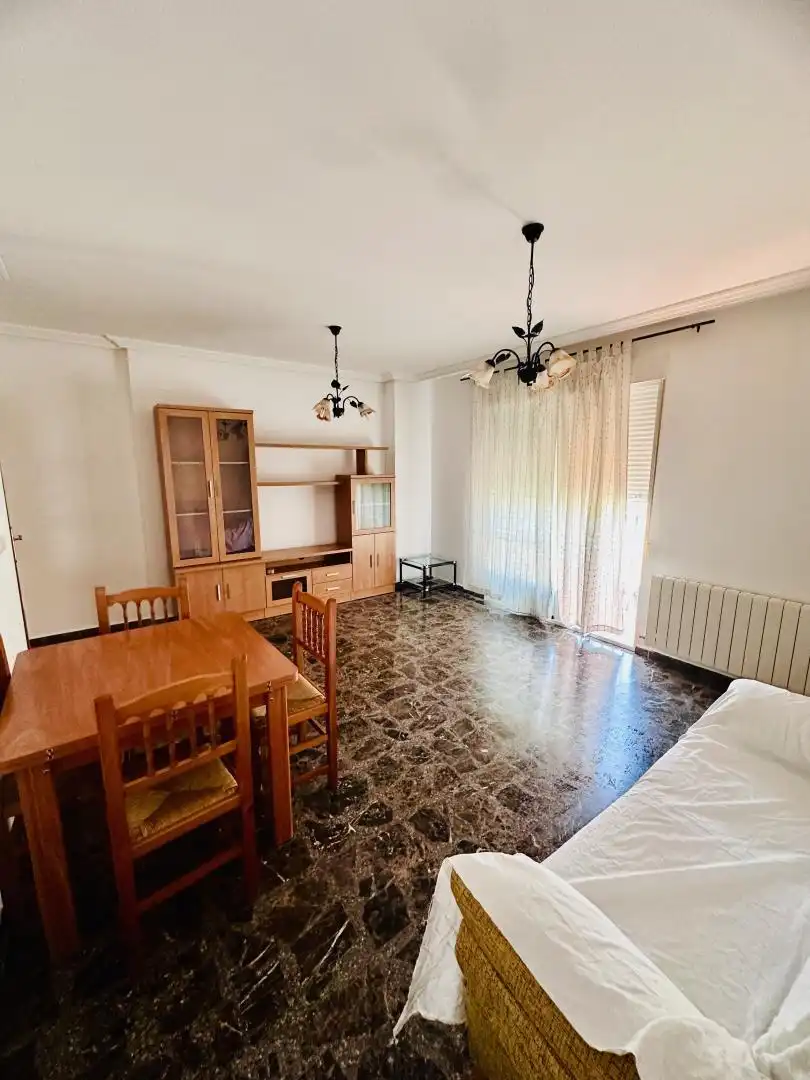 Flat for sale in Avenida Primero de Mayo, San Pedro Living room of Flat for sale in Albacete with Heating, Storage room and Furnished