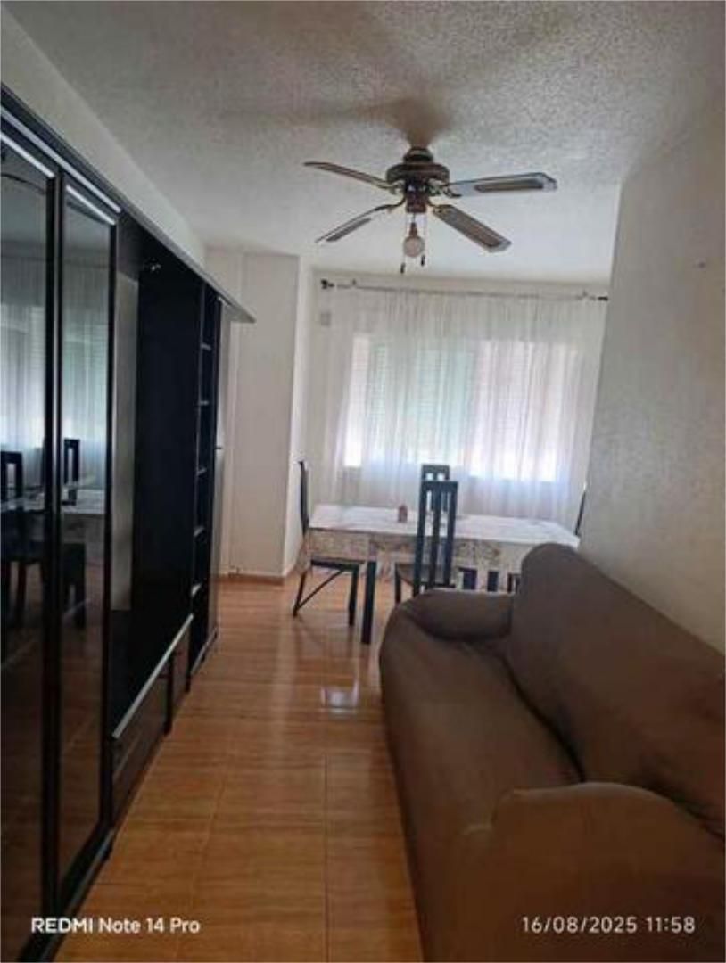 Bedroom of Flat to rent in Fortuna
