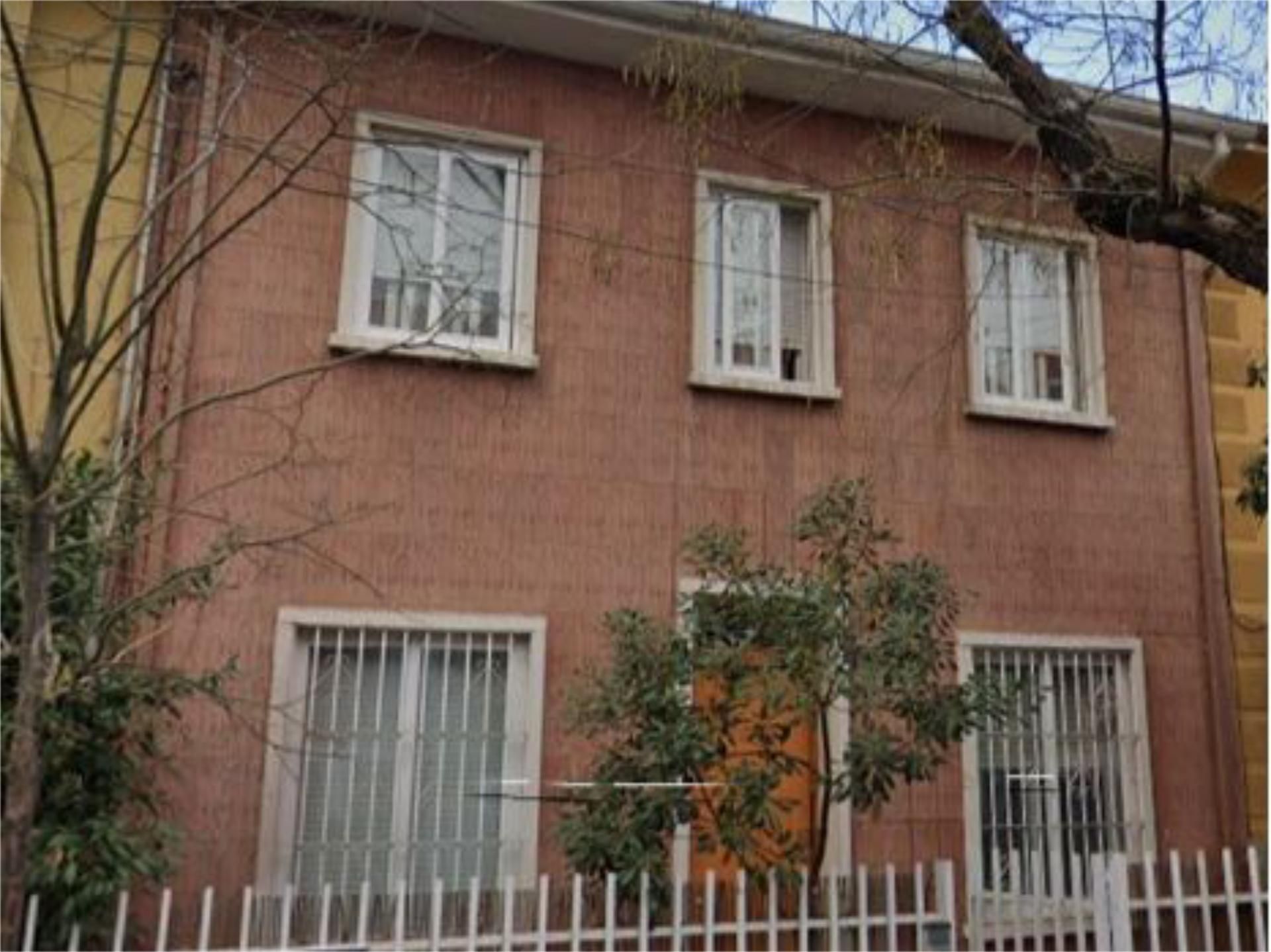 Exterior view of House or chalet to share in  Madrid Capital  with Heating, Private garden and Furnished