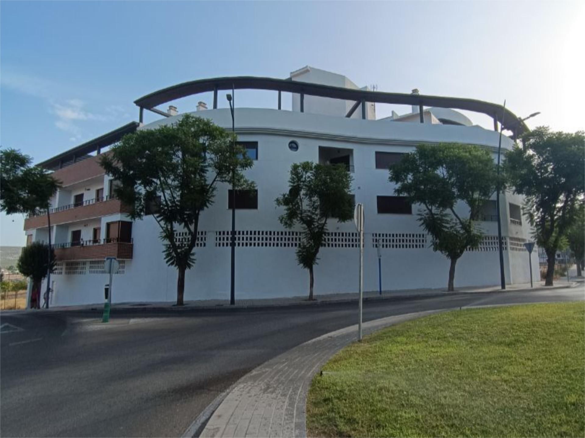 Exterior view of Flat to rent in Lucena  with Air Conditioner, Terrace and Balcony