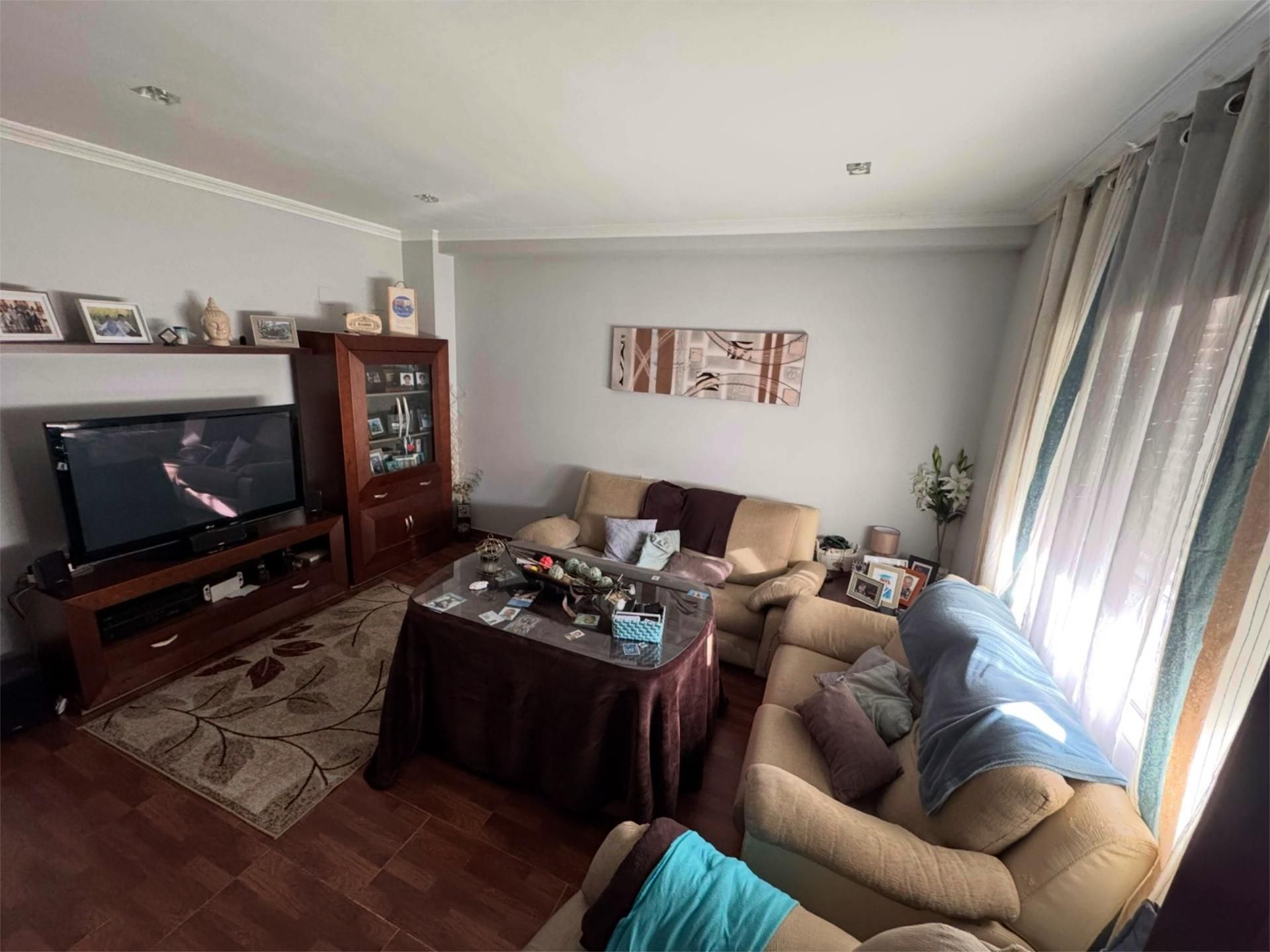 Living room of Duplex for sale in Puebla de la Calzada  with Air Conditioner, Heating and Storage room
