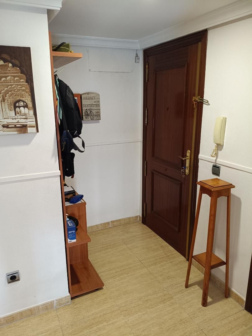 Piso en venta en  Melilla Capital con Aire acondicionado, Calefacción y Amueblado