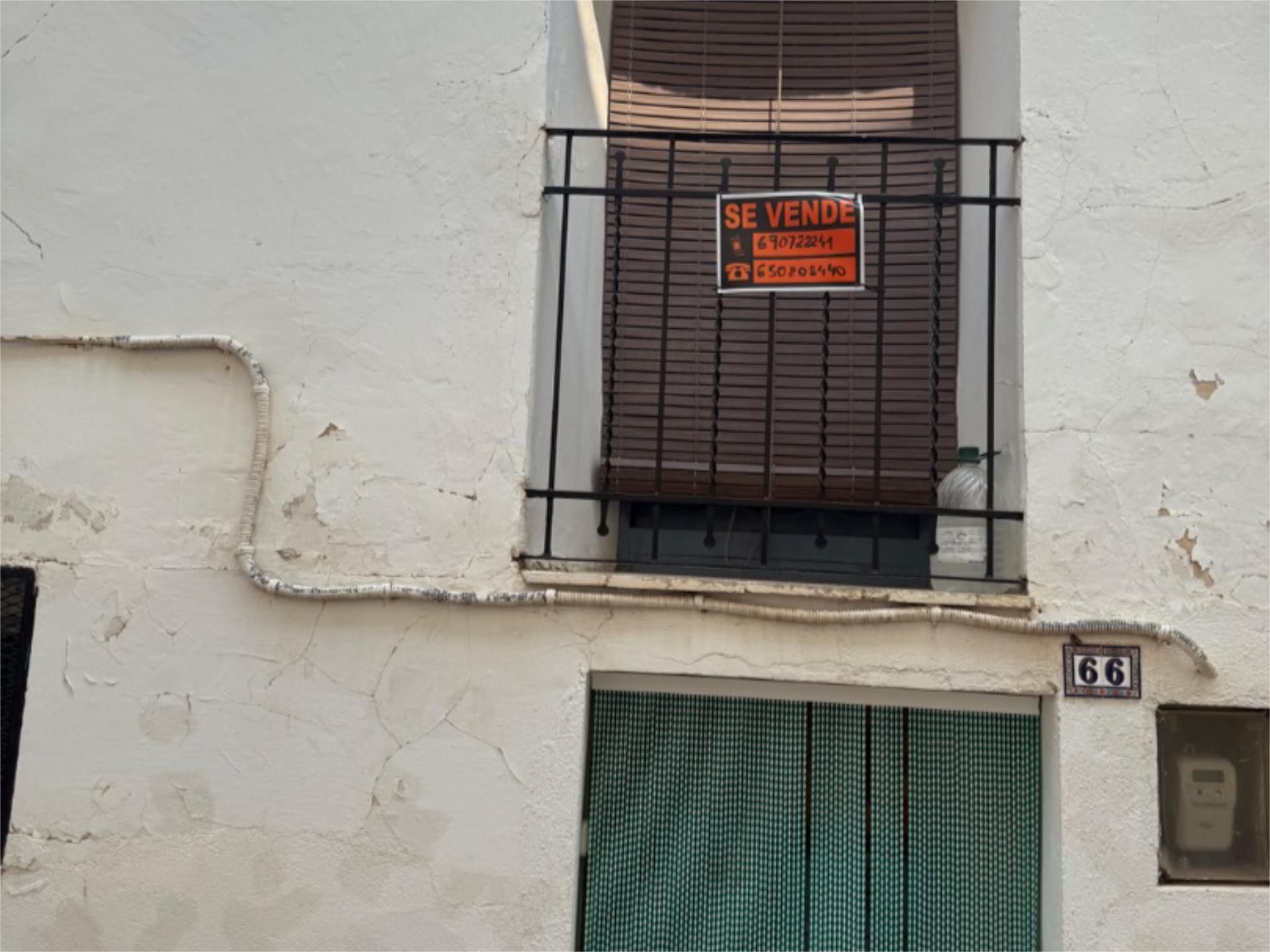 Vista exterior de Finca rústica en venda en Alloza amb Calefacció i Traster