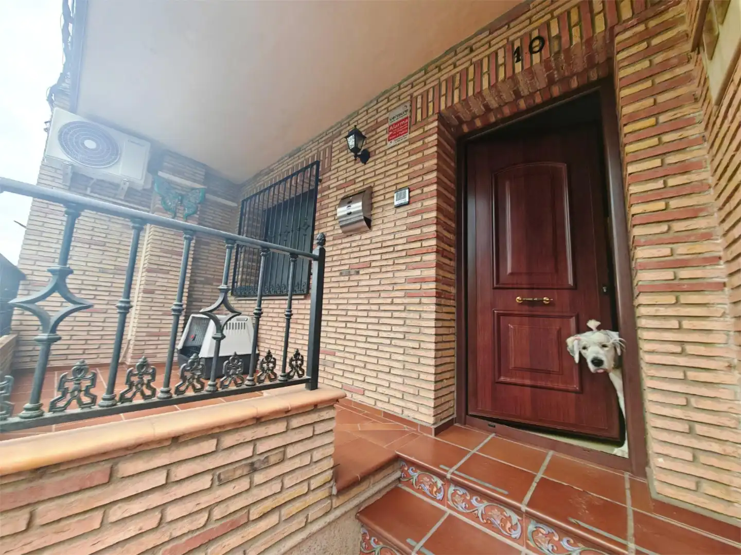 Casa adosada en venta en Calle Independencia, 24, Santa Cruz de Mudela Casa adosada en venta en Santa Cruz de Mudela con Aire acondicionado, Calefacción y Amueblado