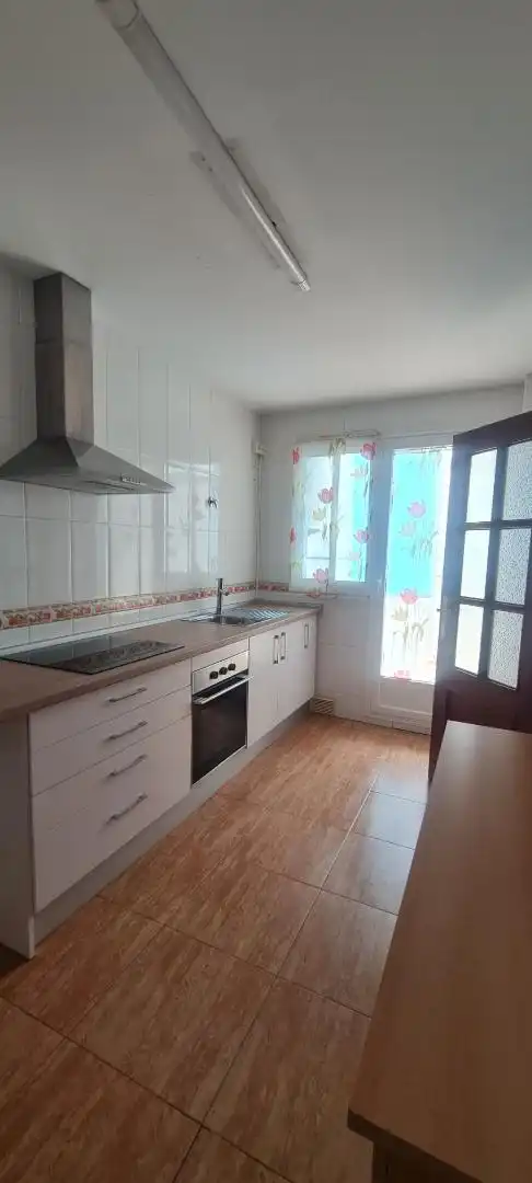 Wohnung zum Verkauf in Calle Doctores Banting y Best, 13, Bailén Küche von Wohnung zum Verkauf in Bailén mit Klimaanlage und Balkon