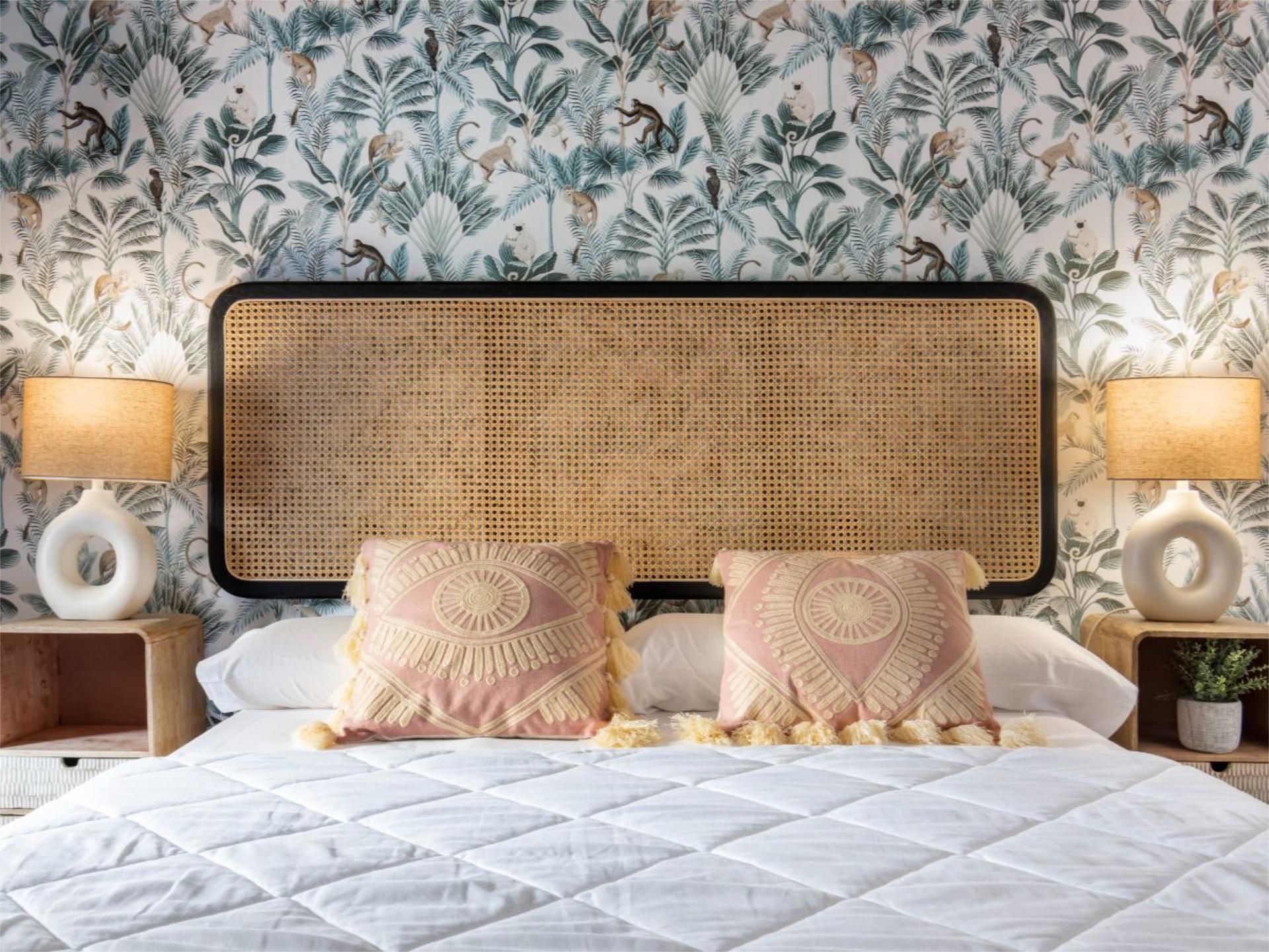 Bedroom of Flat to rent in  Sevilla Capital  with Heating, Parquet flooring and Terrace