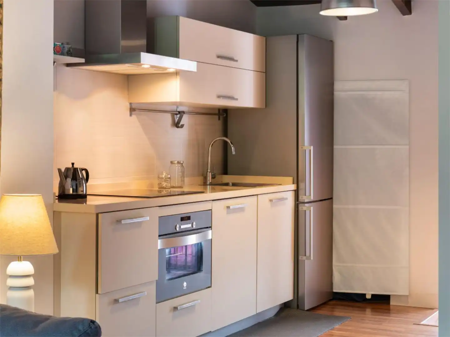 Flat for rent in Callejón Juan de Oviedo, 1, San Lorenzo Kitchen of Flat for rent in Sevilla with Heating, Parquet flooring and Terrace