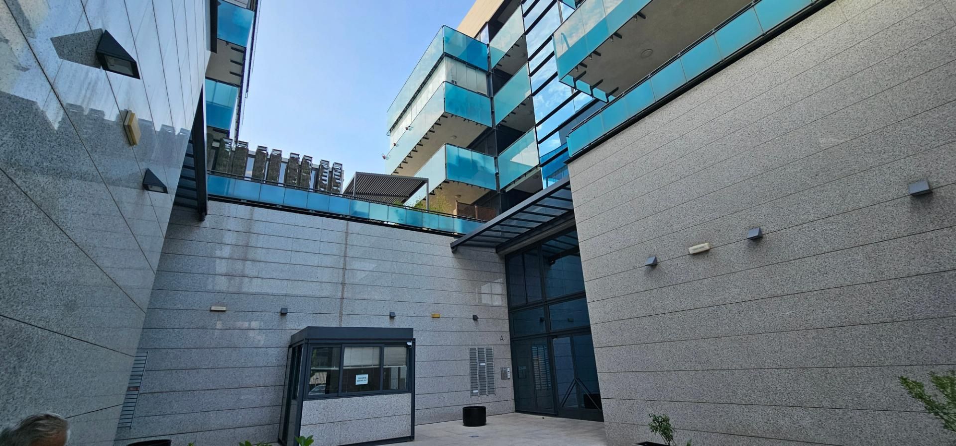 Vista exterior de Pis de lloguer en San Sebastián de los Reyes amb Aire condicionat