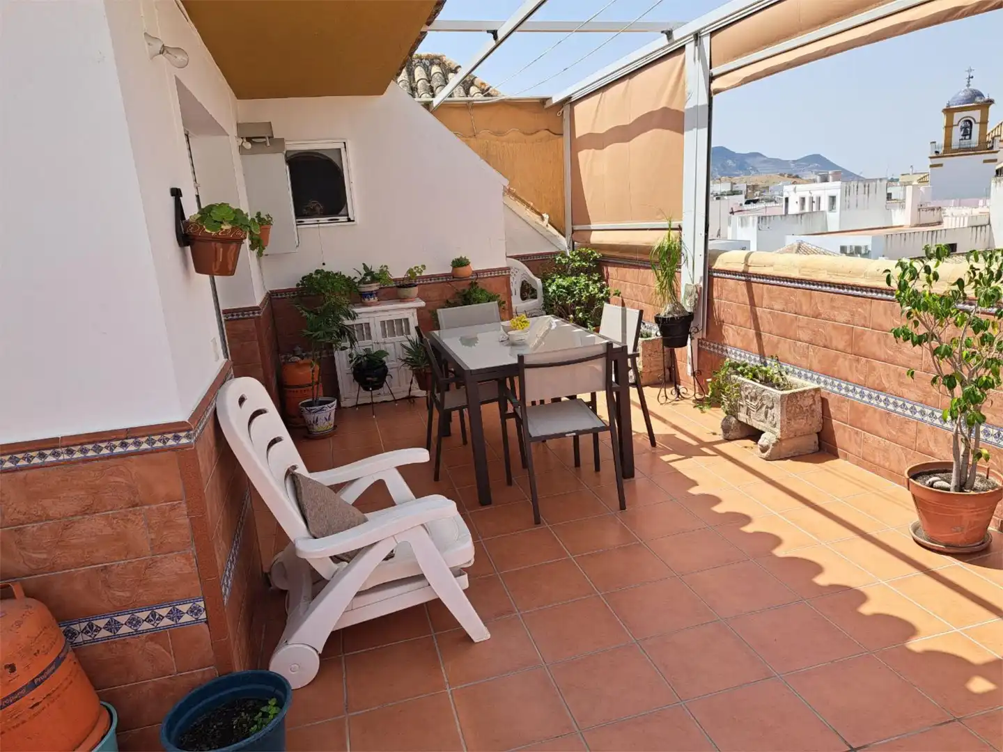 Flat for sale in Plaza el Polvorón, 1, Morón de la Frontera Terrace of Flat for sale in Morón de la Frontera with Air Conditioner and Terrace