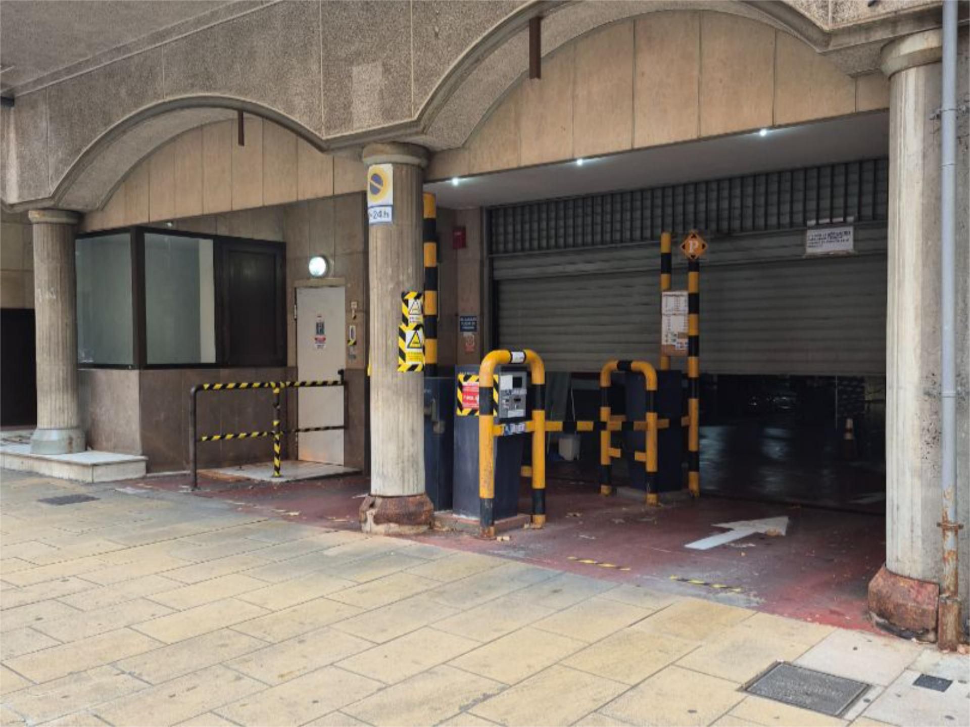 Parking of Garage to rent in  Barcelona Capital
