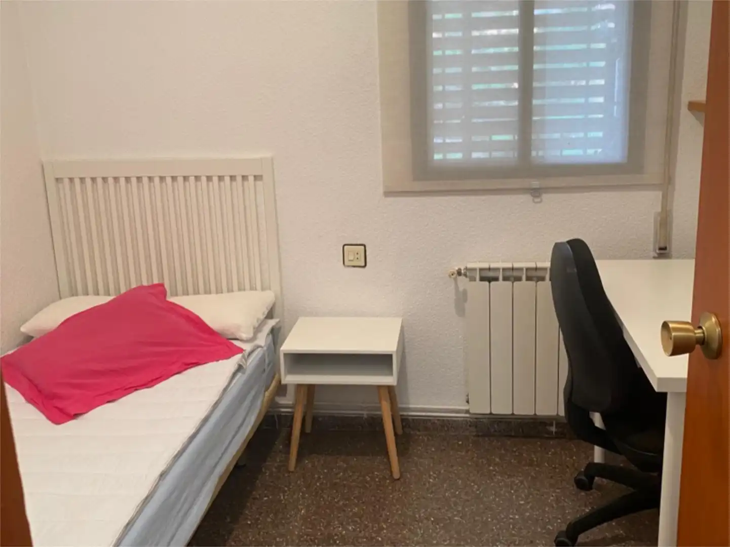 Piso de alquiler en Carrer de Rubén Darío, 26, La Carrasca Habitación de Piso de alquiler en Valencia con Aire acondicionado, Calefacción y Terraza