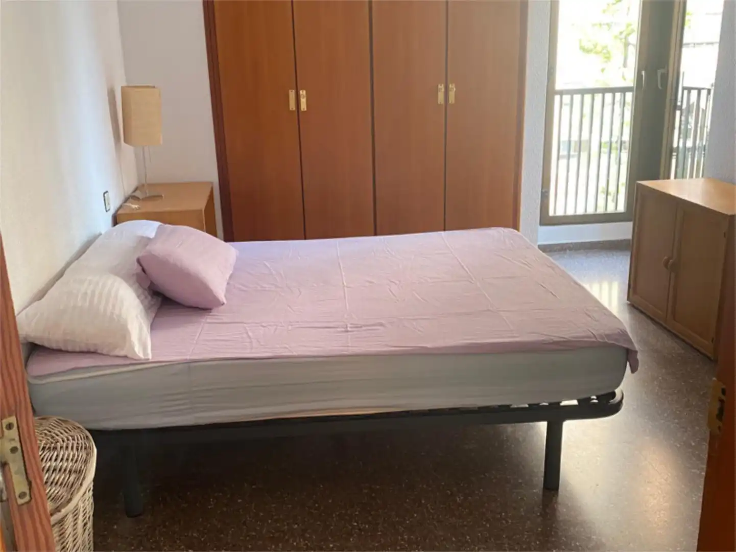 Piso de alquiler en Carrer de Rubén Darío, 26, La Carrasca Habitación de Piso de alquiler en Valencia con Aire acondicionado, Calefacción y Terraza