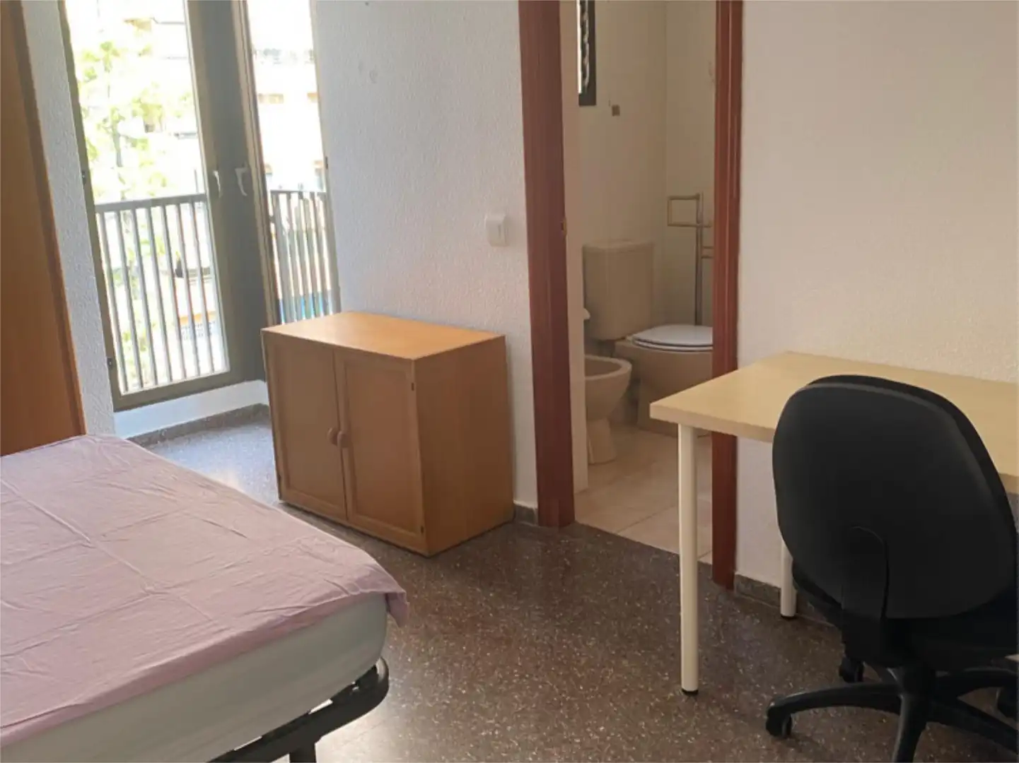 Piso de alquiler en Carrer de Rubén Darío, 26, La Carrasca Habitación de Piso de alquiler en Valencia con Aire acondicionado, Calefacción y Terraza