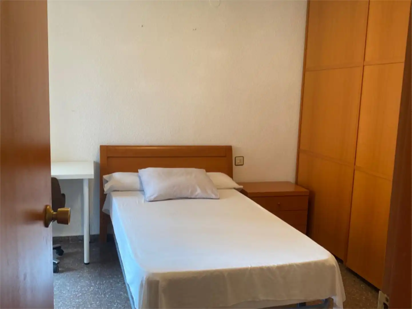 Piso de alquiler en Carrer de Rubén Darío, 26, La Carrasca Habitación de Piso de alquiler en Valencia con Aire acondicionado, Calefacción y Terraza