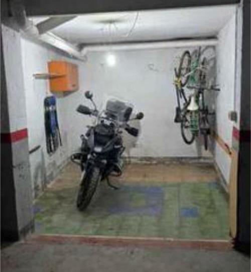 Foto 1 de Garaje de alquiler en Requena, Valencia