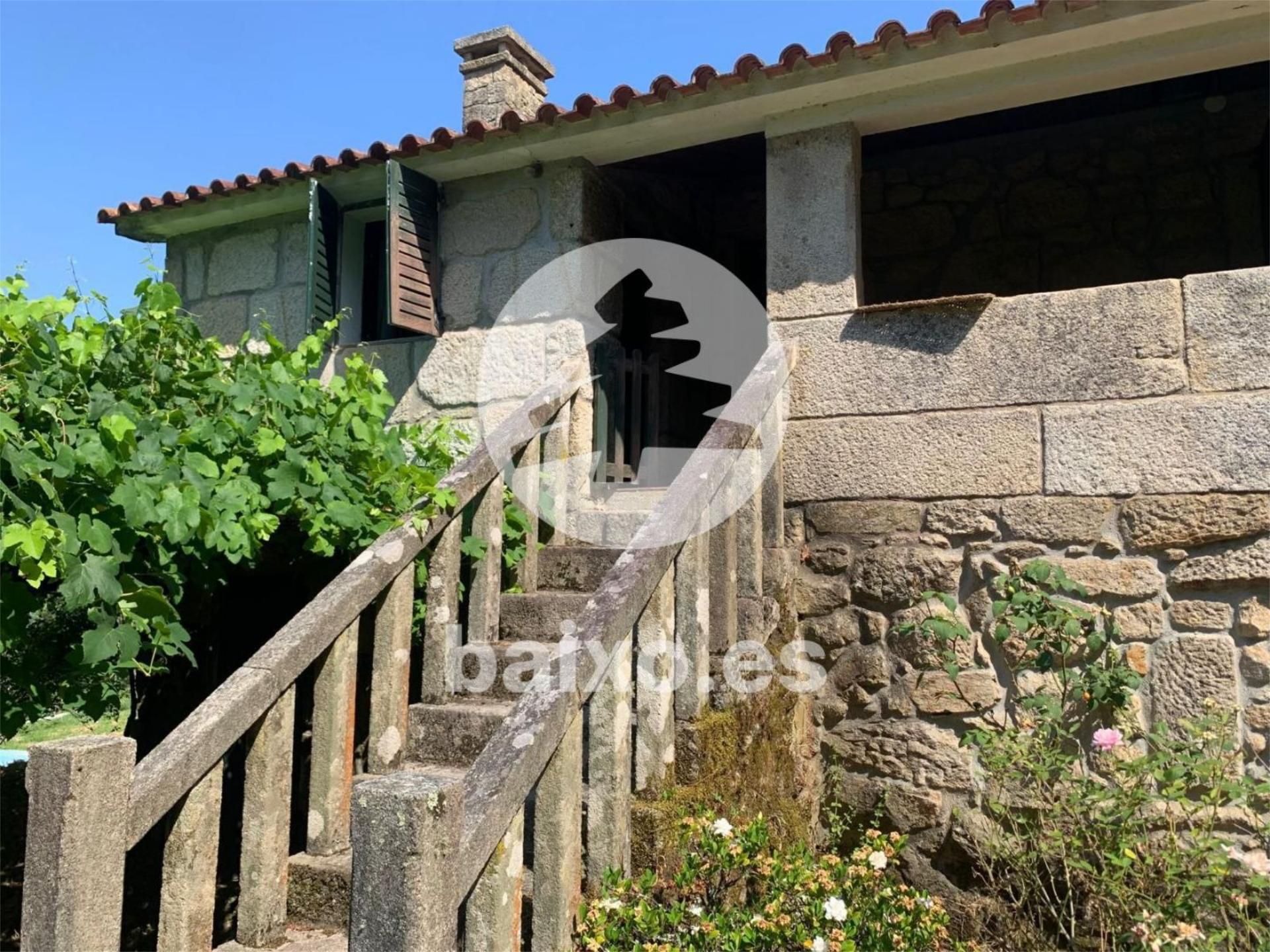 Vista exterior de Piso en venta en Ordes con Terraza, Piscina y Balcón