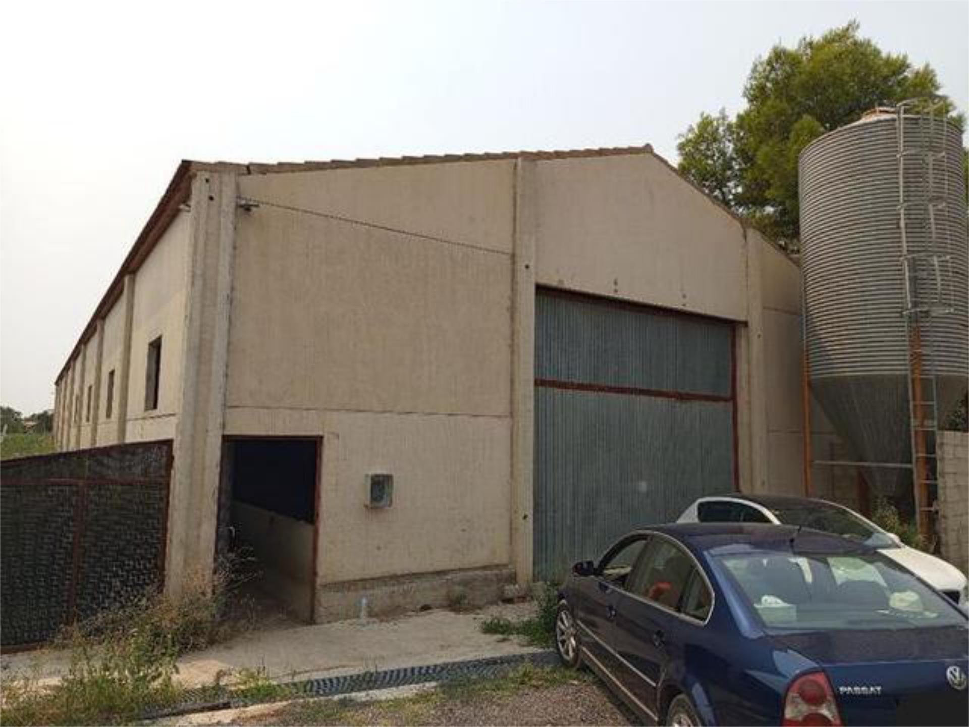 Vista exterior de Nau industrial de lloguer en Alcañiz
