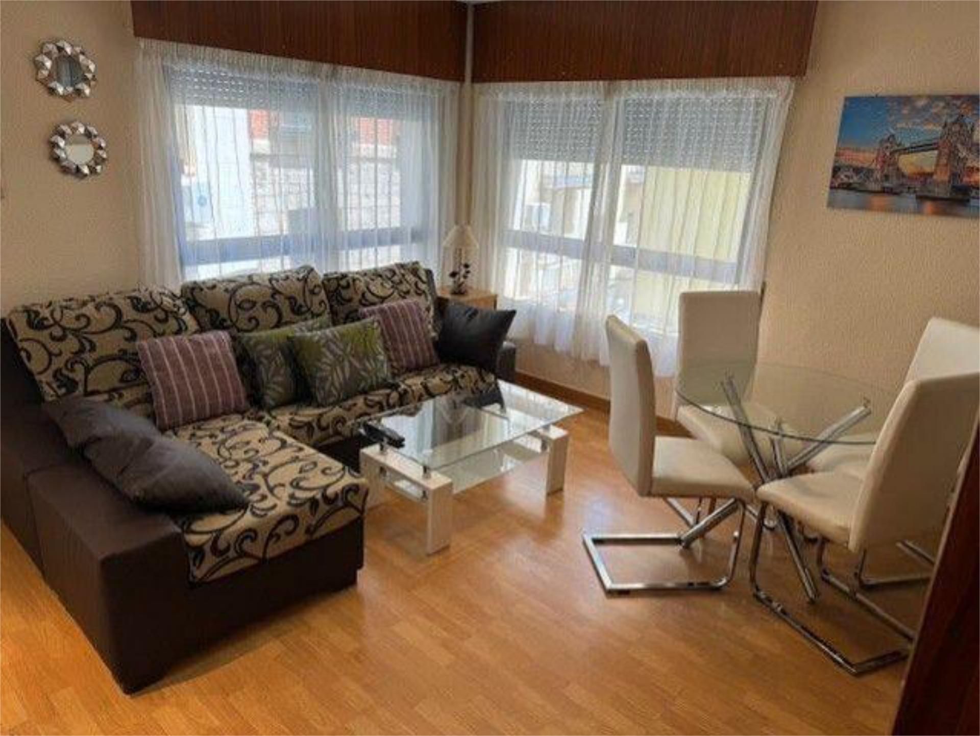 Living room of Apartment to rent in  Jaén Capital  with Heating, Terrace and Furnished