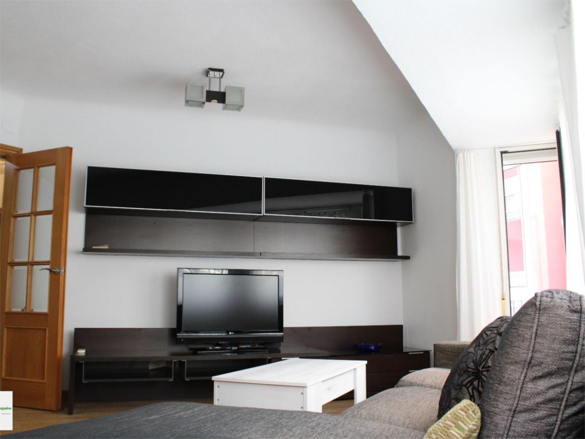 Living room of Flat for rent in Alicante / Alacant  with Air Conditioner, Heating and Parquet flooring