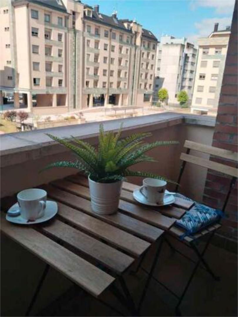 Terraza de Piso de alquiler en Oviedo  con Calefacción, Jardín privado y Terraza