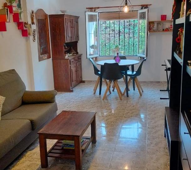 Flat for sale in Pasaje Damasquina, 1, Carranque - Haza Cuevas, Málaga Capital - image 1 Photo 1 of Flat for sale in Pasaje Damasquina, 1, Carranque - Haza Cuevas, Málaga Capital