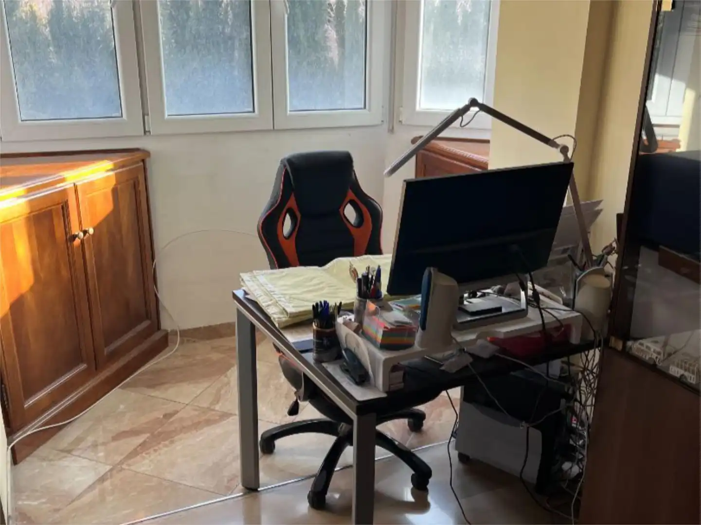 Piso en venta en Calle Albondón, 14, Rosaleda - Juventud Piso en venta en Granada Capital con Aire acondicionado, Piscina y Balcón