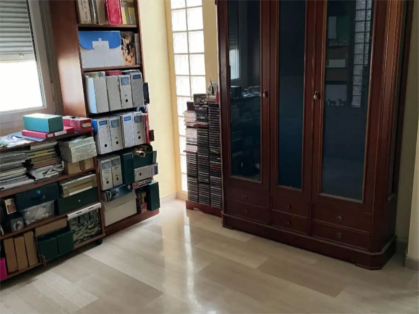 Piso en venta en Calle Albondón, 14, Rosaleda - Juventud Piso en venta en Granada Capital con Aire acondicionado, Piscina y Balcón