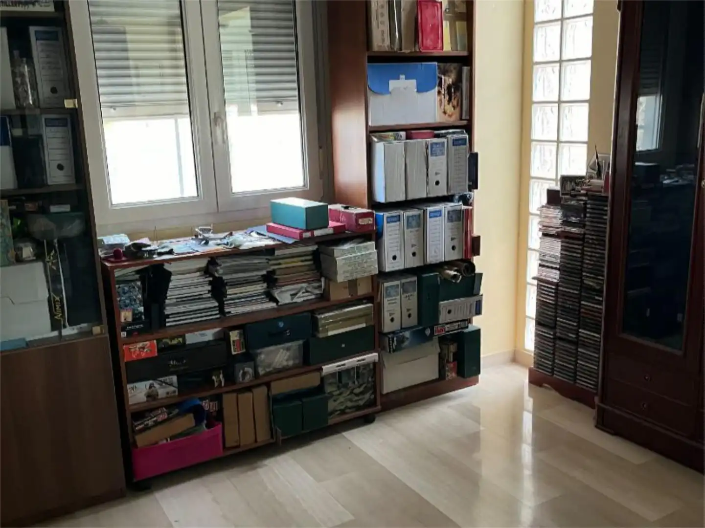 Piso en venta en Calle Albondón, 14, Rosaleda - Juventud Piso en venta en Granada Capital con Aire acondicionado, Piscina y Balcón