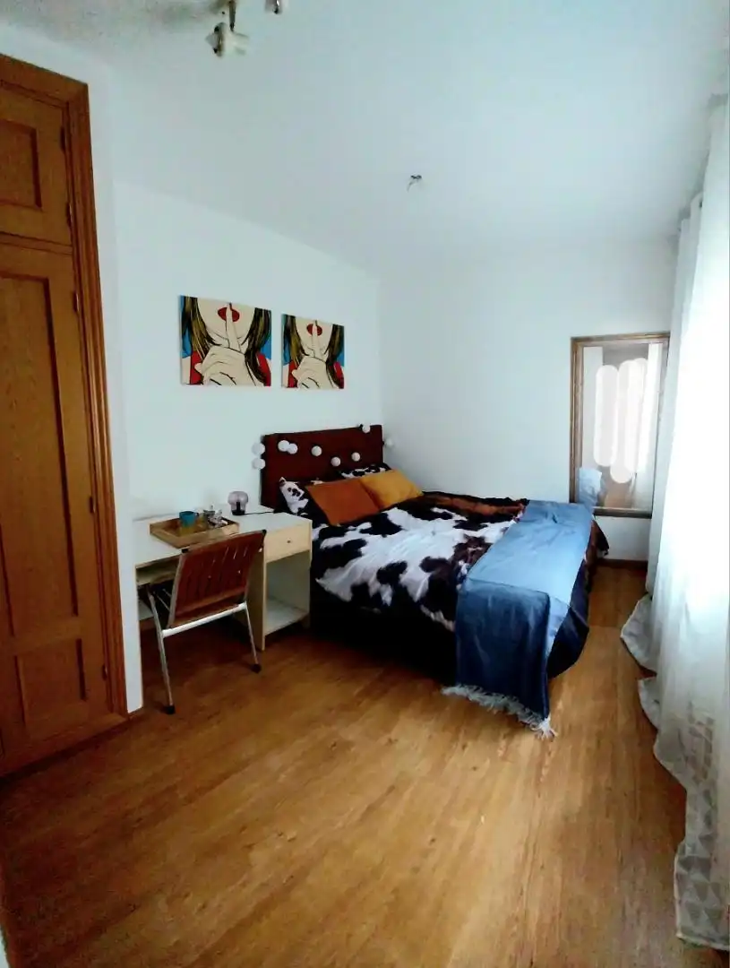 Room in Calle Osa Mayor, 8, Centro Bedroom of Flat for share in Valdemoro with Parquet flooring and Furnished