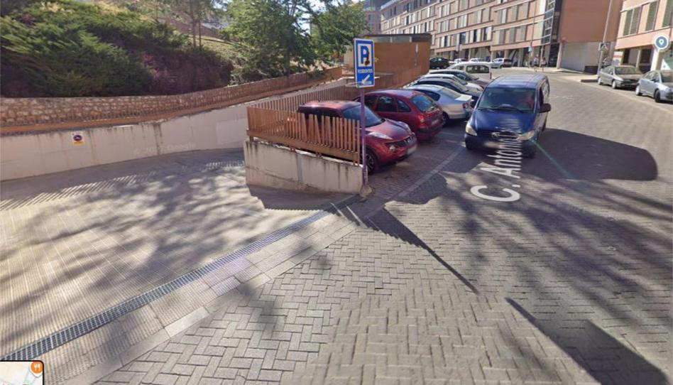 Photo 1 of Garage to rent in Calle Antonio Cañadas, 6, Casco Histórico, Guadalajara