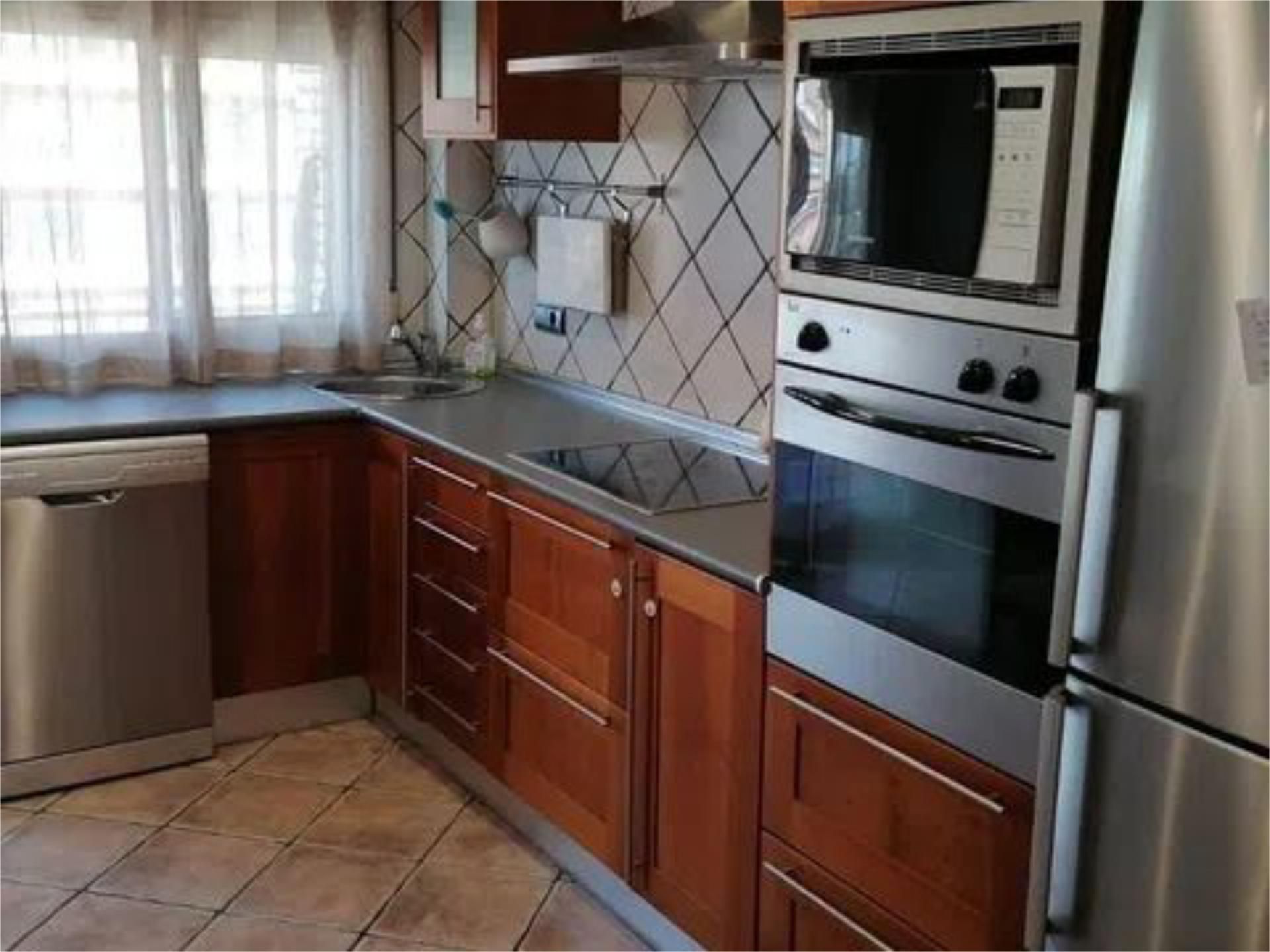 Cuina de Pis de lloguer en  Valencia Capital amb Aire condicionat i Terrassa